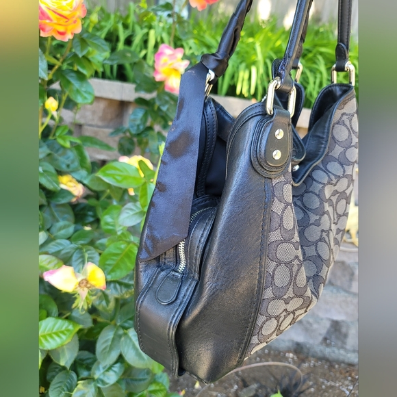 Coach Edie Signature Jacquard Shoulder Bag - Picture 10 of 17